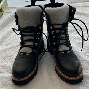 Women's Black Shearling-Lined Hiker Boots